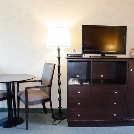 Best Budget Inn & Suites Kamloops Extérieur photo