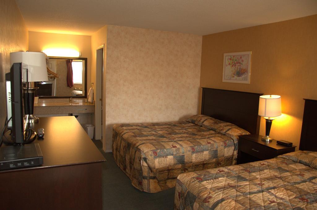 Best Budget Inn & Suites Kamloops Extérieur photo