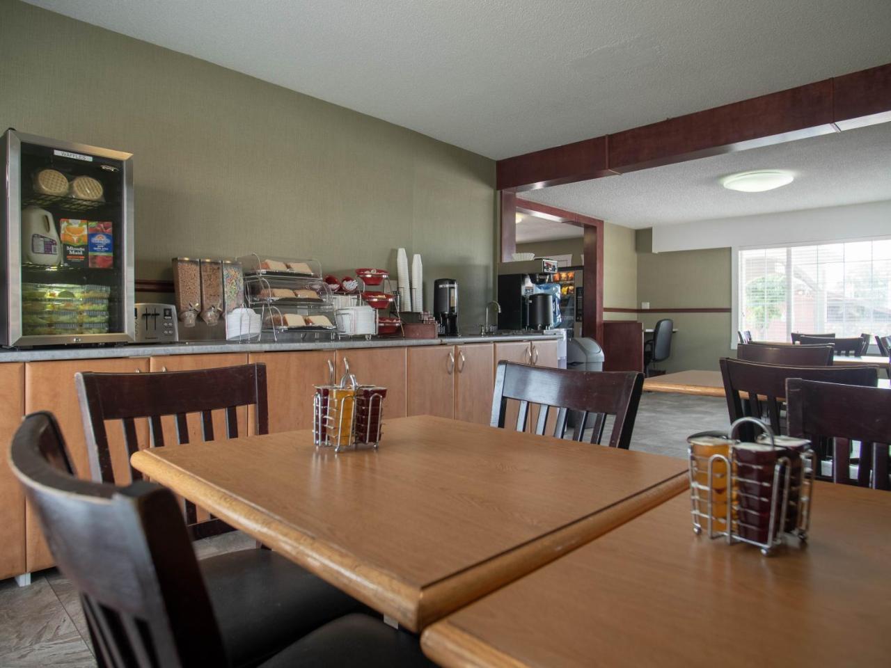 Best Budget Inn & Suites Kamloops Extérieur photo